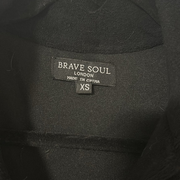 Black romper - Picture 2 of 3